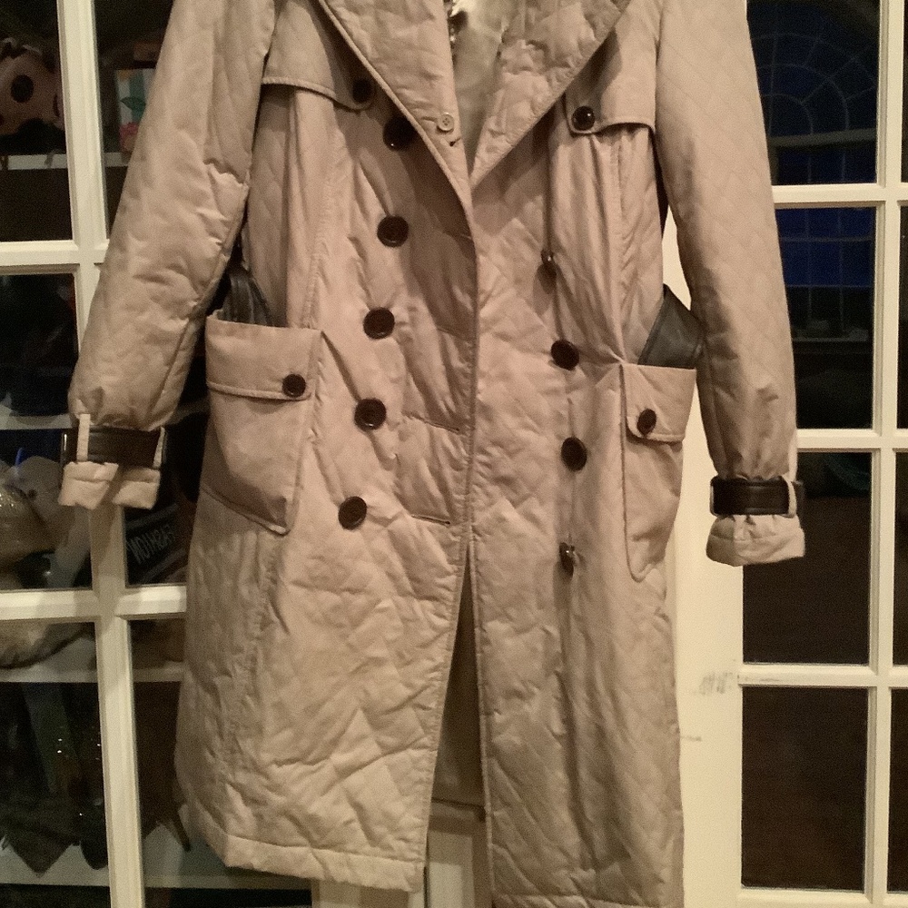 Quilted rain coat - Picture 3 of 6